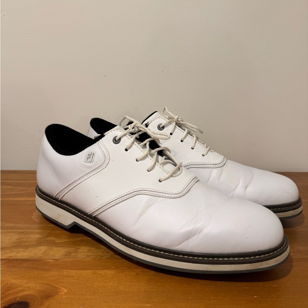 FootJoy White Leather Men's Golf Shoes.